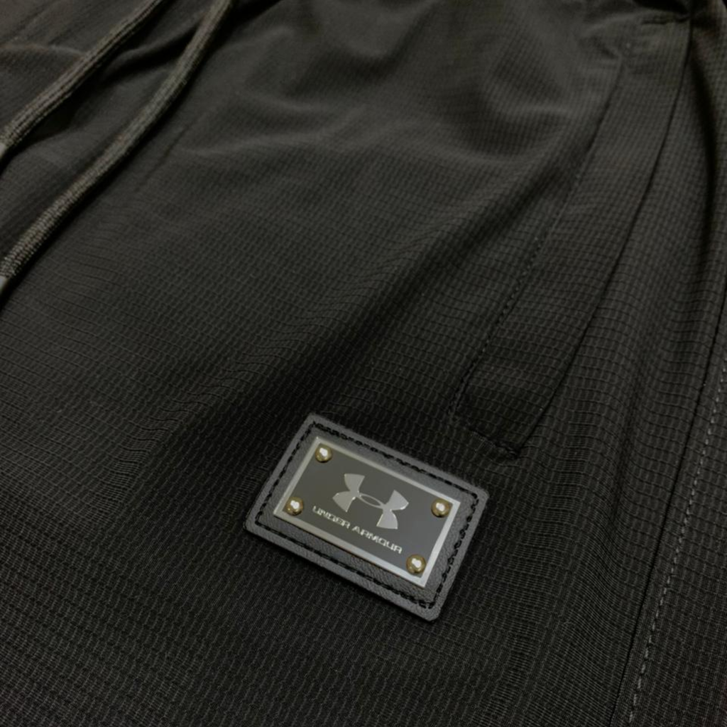 Undr Armr Premium Box Texture Trouser